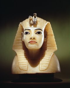 新しい王国のツタンカーメンの墓からの、天蓋のある壺のストッパー（アラバスター）（149422も参照）