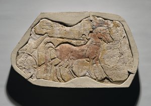 戦車を引く2頭の馬のスパン、ニューイングランド、テルエルアマルナ、紀元前1353-1336年（塗られた石膏）