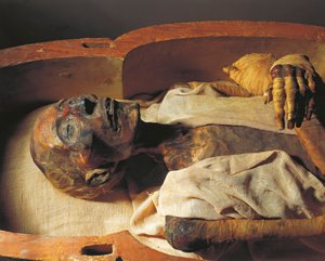 ラムセス2世（紀元前1297-1213年頃）のミイラ、詳細 作： Egyptian 19th Dynasty
