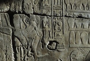 古代テーベ、ルクソール、アメン神殿、レリーフ（ユネスコ世界遺産リスト 作： Egyptian 19th Dynasty