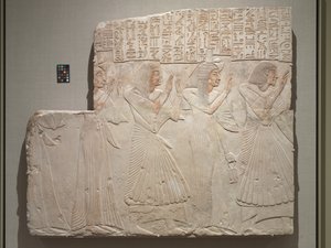 主治医のアメンホテプと家族の墓の救済、紀元前1279年〜1257年 作： Egyptian 19th Dynasty