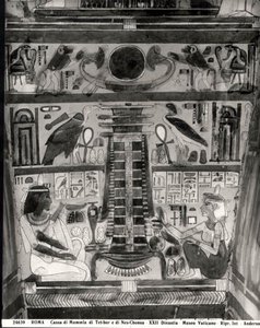 テトホフとネス・チョンスのミイラの石棺の側面に描かれた2人の亡者の像（モノクロ写真 作： Egyptian 22nd Dynasty