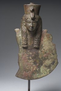 イシスのイージス、王朝時代後期（ブロンズ 作： Egyptian 26th Dynasty