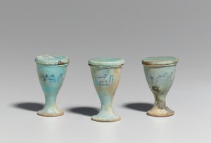 3つのコップ、紀元前664-30年、後期-プトレマイオス時代 作： Egyptian 26th Dynasty