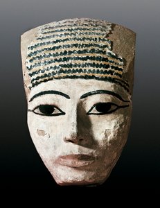 古代エジプト。エジプトの石棺のための肖像。17～12世紀頃のJC。多色刷りの木彫品。モンセラットのモニストル、モンセラット博物館。