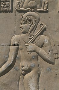 エジプト、リビア砂漠、アル・ダキーラ（ダクラ）オアシス、デイル・アル・ハガー、エジプトの神殿のレリーフ 作： Egyptian Egyptian
