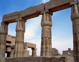 エジプトのアンティーク：カルナック神殿の眺め。エジプト 作： Egyptian Egyptian