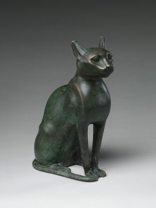 ミイラ化した猫が入っていたとされる猫の彫像 紀元前332～30年（鉛入りブロンズ