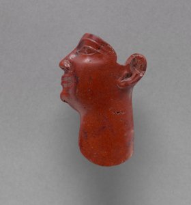 インレイ：王の頭、紀元前380〜246年 作： Egyptian Ptolemaic Period