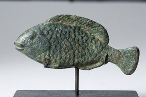 ティラピア・フィッシュ（ブロンズ 作： Egyptian Ptolemaic Period