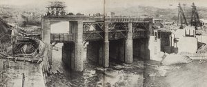 リオーニ水力発電所。ソビエト社会主義は1933年に社会主義を構築しますからのイラスト。 作： Eliezer Markowich Lissitzky