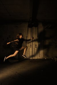ジャンプ、2013年（スクリーンプリント） 作： Elinleticia Högabo