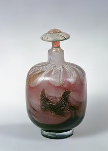 ボトルとストッパー、1900年頃 作： Emile Galle