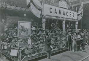 Gamagesの自転車 作： English Photographer