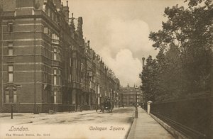 ロンドン、カドガン・スクエア（モノクロ写真 作： English Photographer