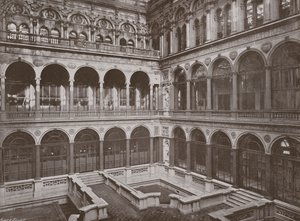 インド事務所中央裁判所 作： English Photographer