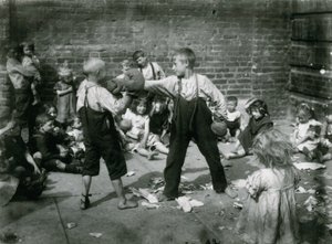 子供の貧困、ロンドン 作： English Photographer