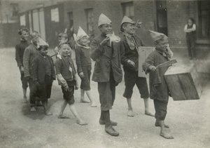 子供の貧困、ロンドン 作： English Photographer