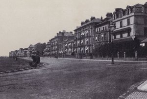 クラレンス・パレード、サウスシー（モノクロ写真 作： English Photographer