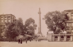 デュークスオブヨークスコラム、ロンドン 作： English Photographer