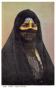 エジプト人女性（カラー写真 作： English Photographer