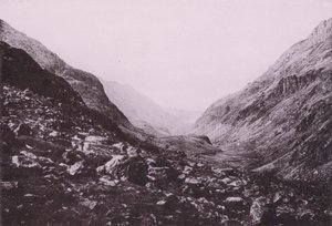 ランベリスの峠への入り口（モノクロ写真 作： English Photographer