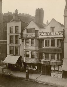 ロンドンのフリートストリート。 184-186フリートストリートをフィーチャーした北側 作： English Photographer