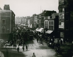 フォードストリート、ロンドン 作： English Photographer