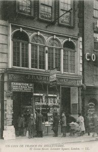 フランスの書店、17 Green Street、レスタースクエア、ロンドン 作： English Photographer