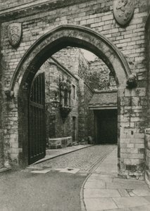 リンカーン城のゲートウェイ、ジョンOGauntsウィンドウを表示 作： English Photographer