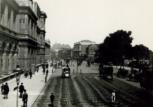 ホワイトホールの概観 作： English Photographer