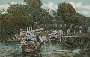 ゴーリング-川でボート遊び。 1913年に送られたはがき。 作： English Photographer
