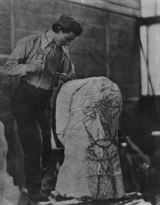 アンリガウディエブジェスカ、1910年頃