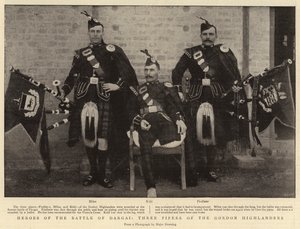 ダーガイの戦いの英雄、ゴードンハイランダーズの3人のパイパー 作： English Photographer