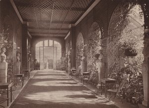 ホーランド ハウス、ロンドン: 舞踏室から続く音楽院 (白黒写真) 作： English Photographer