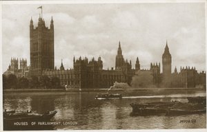 国会議事堂 作： English Photographer