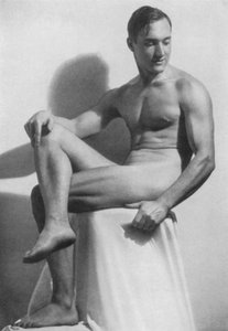 男性の体」のイラスト（モノクロ写真 作： English Photographer