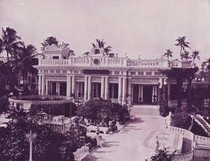 ジャイナ寺院庭園、カルカッタ 作： English Photographer