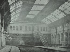 キングスクロス駅：プラットフォームの眺め、1862 作： English Photographer