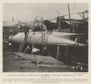 7月22日、米国政府初の潜水艦魚雷艇Adderの打ち上げ 作： English Photographer