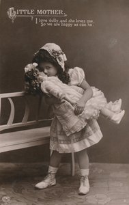 リトルマザー 作： English Photographer