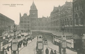リバプールストリート駅、ロンドン 作： English Photographer