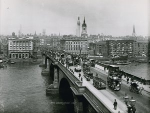 ロンドン橋、ロンドン 作： English Photographer