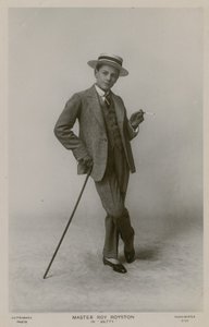 ベティのマスターロイロイストン 作： English Photographer