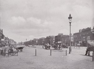マイルエンドロード、東向き 作： English Photographer
