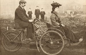 モーター三輪車の組み合わせ 作： English Photographer