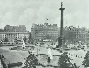 ネルソンズコラム、トラファルガースクエア、ウェストミンスターLB：南東を見る、1895 作： English Photographer