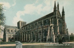 ウィンチェスター大聖堂の北西ビュー。 1913年に送られたはがき。 作： English Photographer