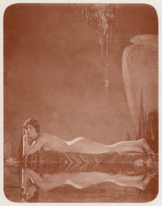 ヌーディスト・アートアラーの庭（モノクロ写真） 作： English Photographer