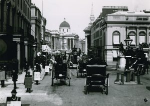 ポールモール、ロンドン 作： English Photographer